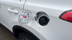 Toyota RAV4 2.0 D-4D Business Edition 5dr 2WD Diesel Estate